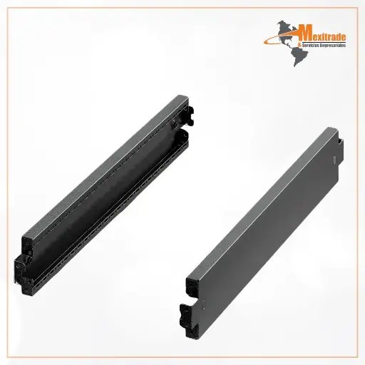[8640033] Pantallas de zócalo laterales, 100 mm para sistema de zócalo VX, chapa de acero RITTAL